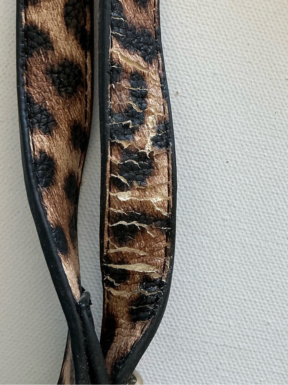 Litt Crossbody by PurseN Leopard Print Bag Lighted Interior RFID Travel Purse - Picture 8 of 16